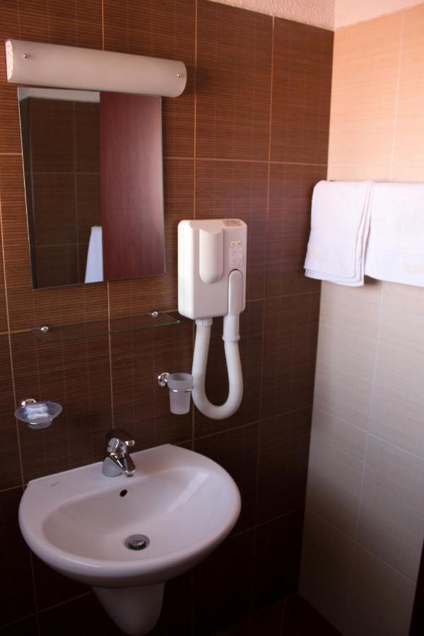 Bizev Hotel Bansko Exterior photo