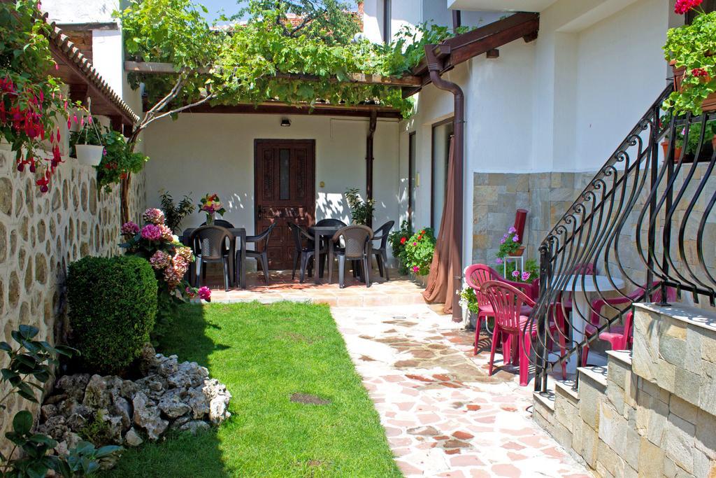 Bizev Hotel Bansko Exterior photo