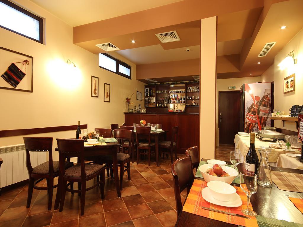 Bizev Hotel Bansko Exterior photo